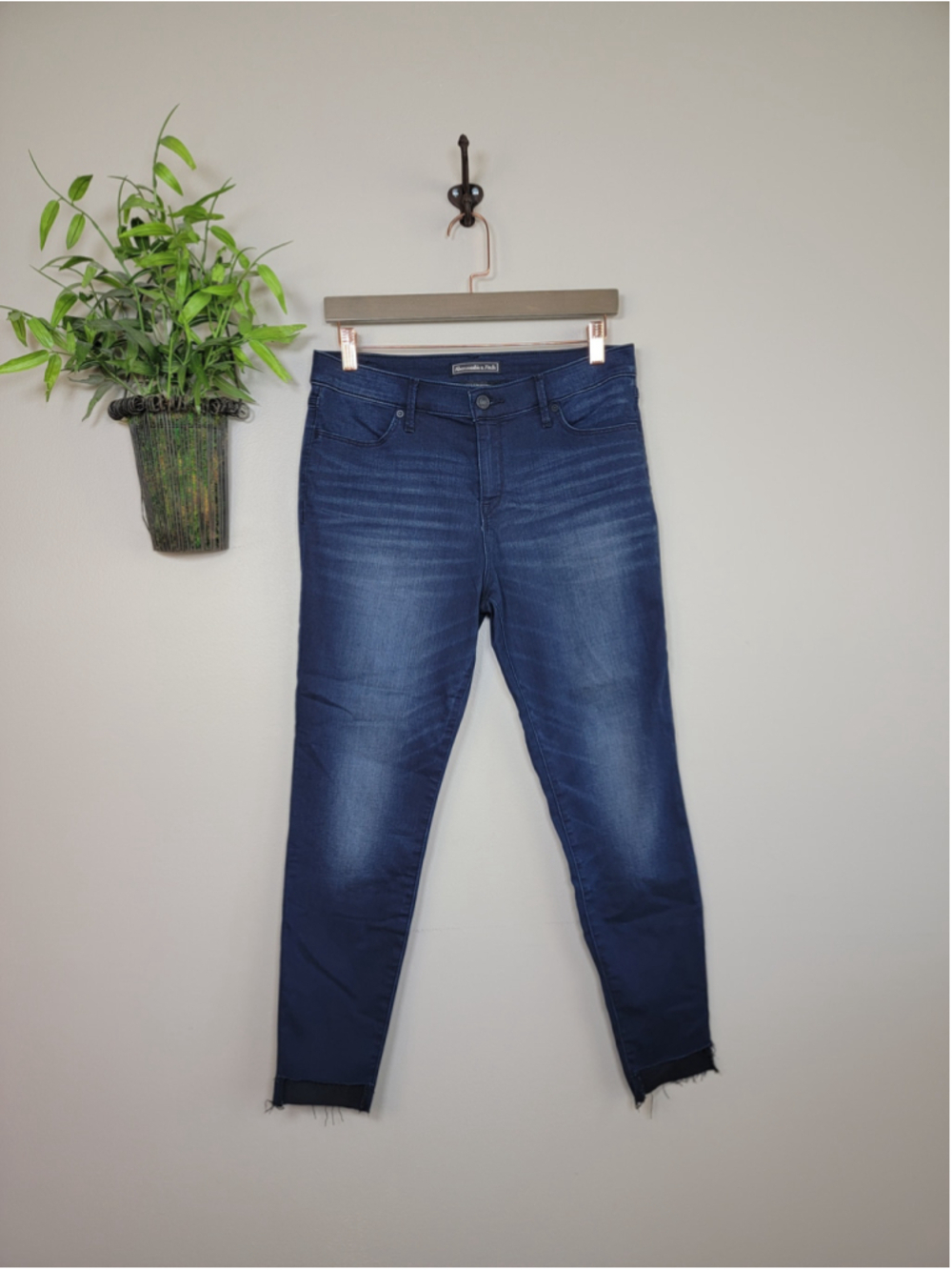 AF 6 Abercrombie & Fitch Ankle Skinny Jeans Dark Blue Signature Collection Raw